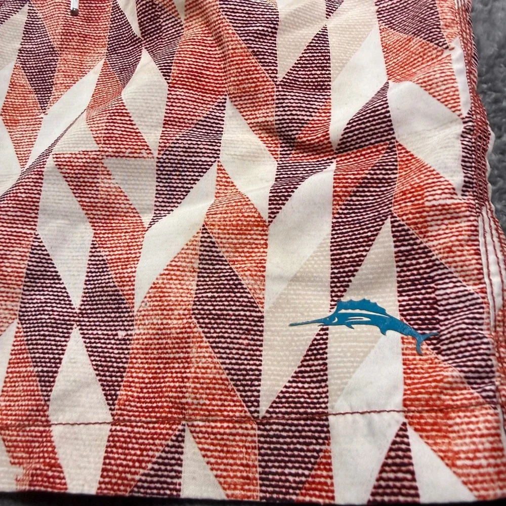 Tommy Bahama Mens Geometric Diamond Print Swim Trunks Red Orange Navy Sz Medium